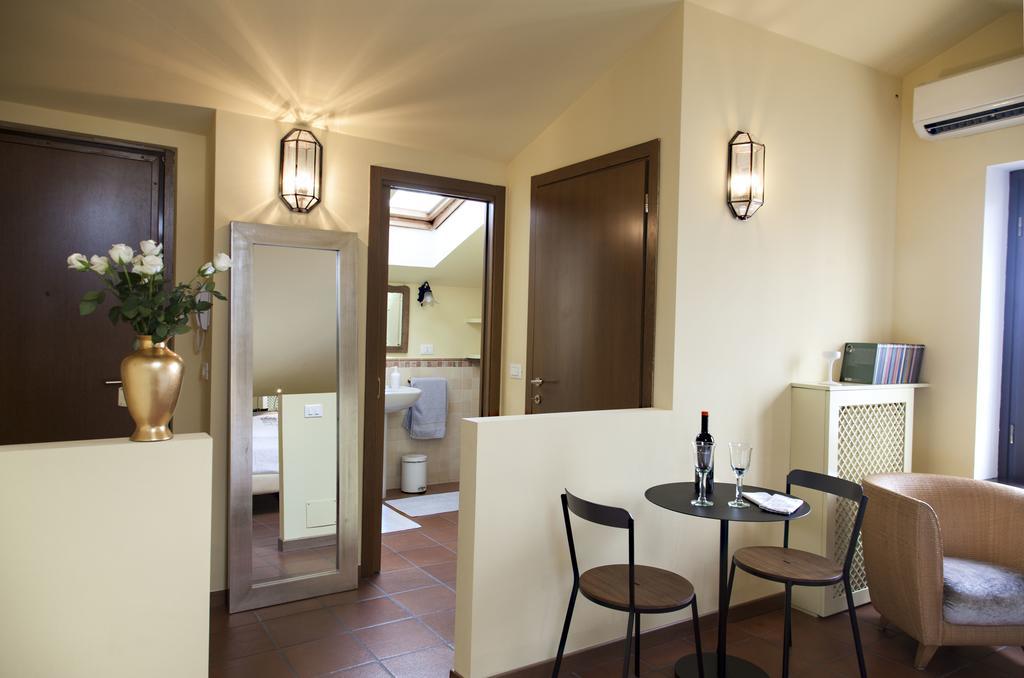Mansard Very Close To Duomo Milano Ngoại thất bức ảnh